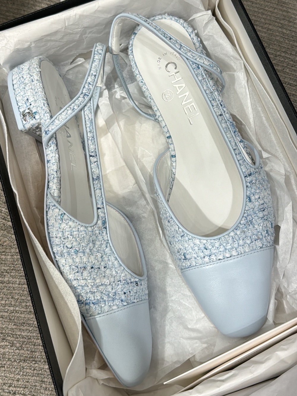 CHANEL Light Blue Tweed Slingback Flats with Leather Cap Toe - Picture 2 of 5